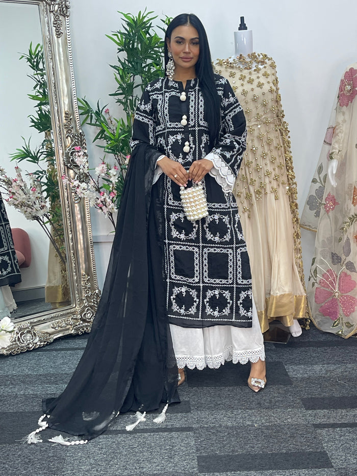 casual women's outfit Paper Lawn | Chikankaari - Black
