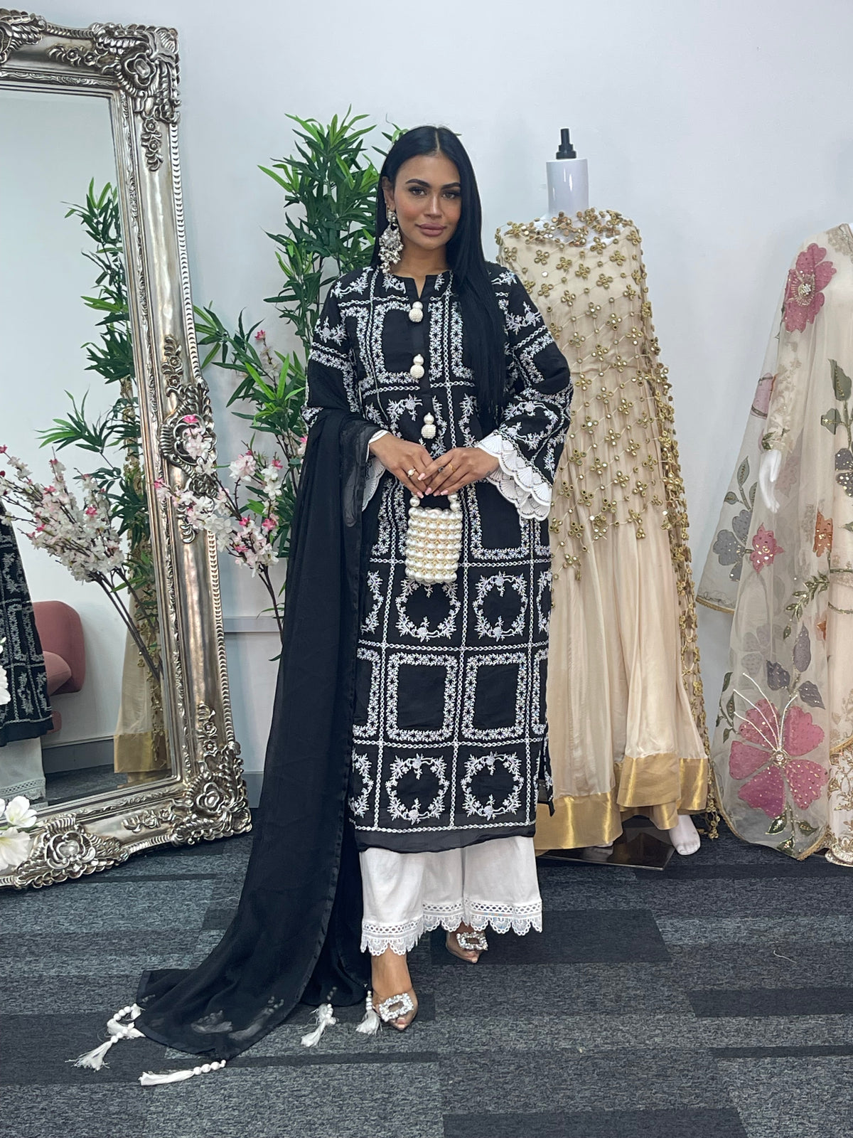 casual women's outfit Paper Lawn | Chikankaari - Black