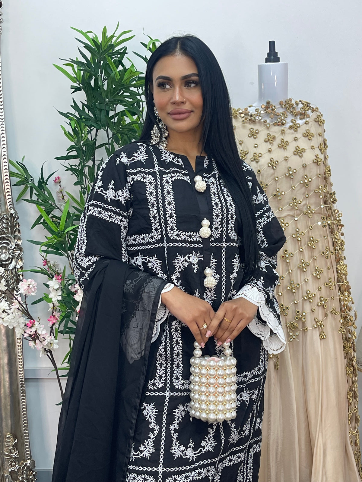 casual women's outfit Paper Lawn | Chikankaari - Black