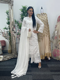 casual women's outfit Paper Lawn | Chikankaari - white