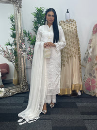 casual women's outfit Paper Lawn | Chikankaari - white