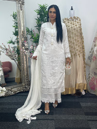 casual women's outfit Paper Lawn | Chikankaari - white