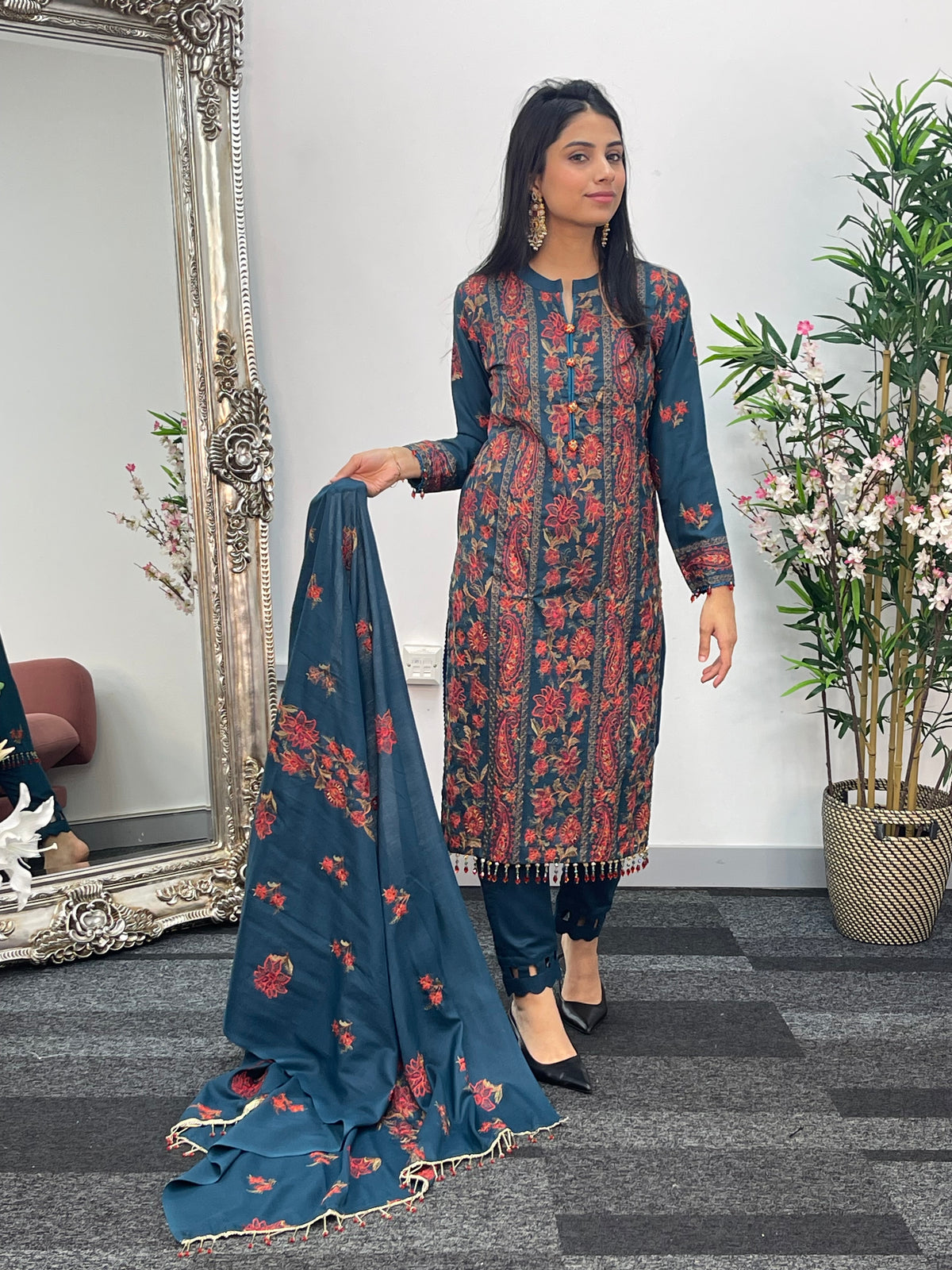 Teal Bareeze Karandi - AE