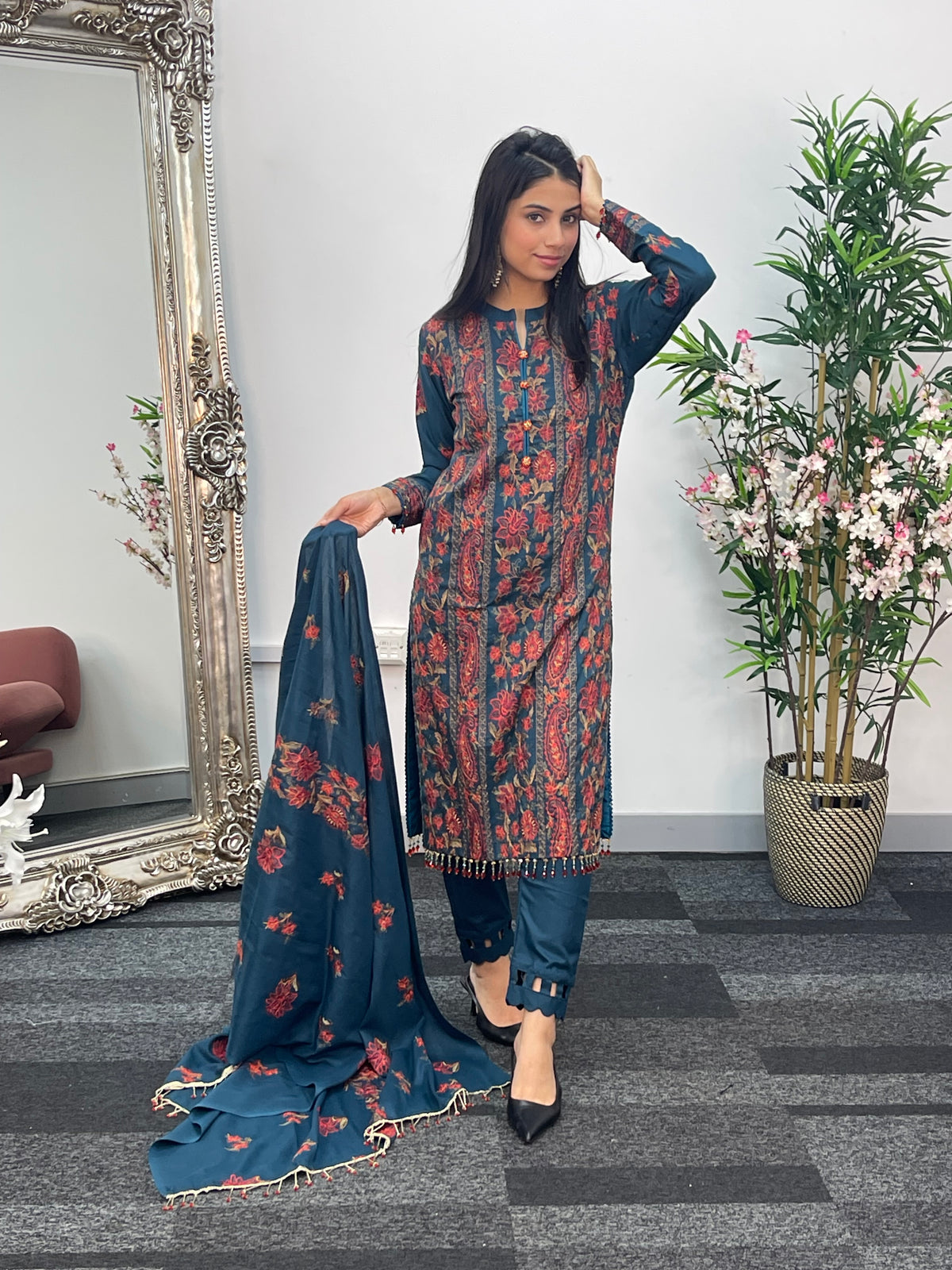 Teal Bareeze Karandi - AE