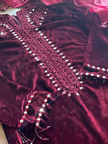 “Wine B” Sheesha X Velvet Maroon Plachi Daman with silk dupatta winter - Rang de Boutique