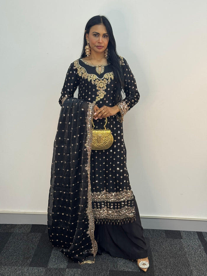 Parwana - Black- Cutdana