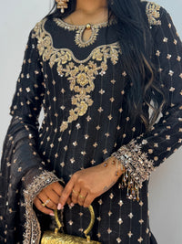 Parwana - Black- Cutdana