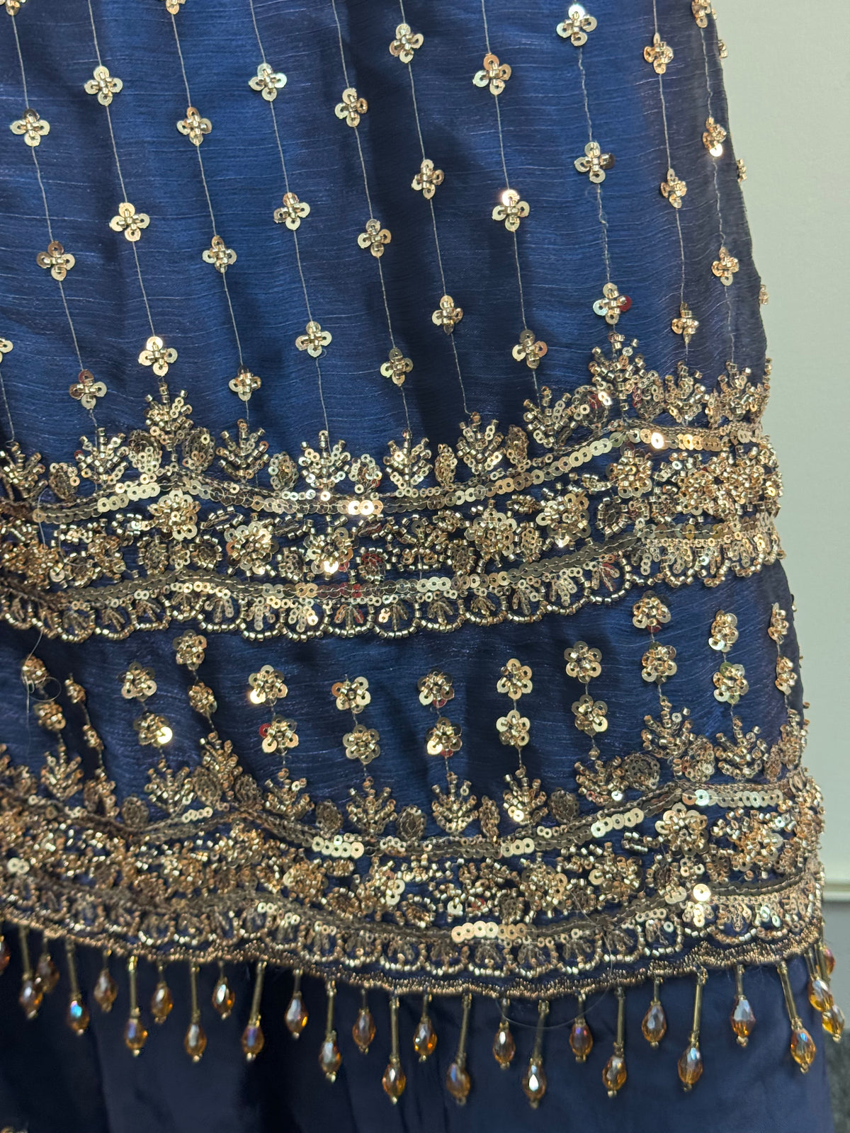 Parwana - Blue - Cutdana