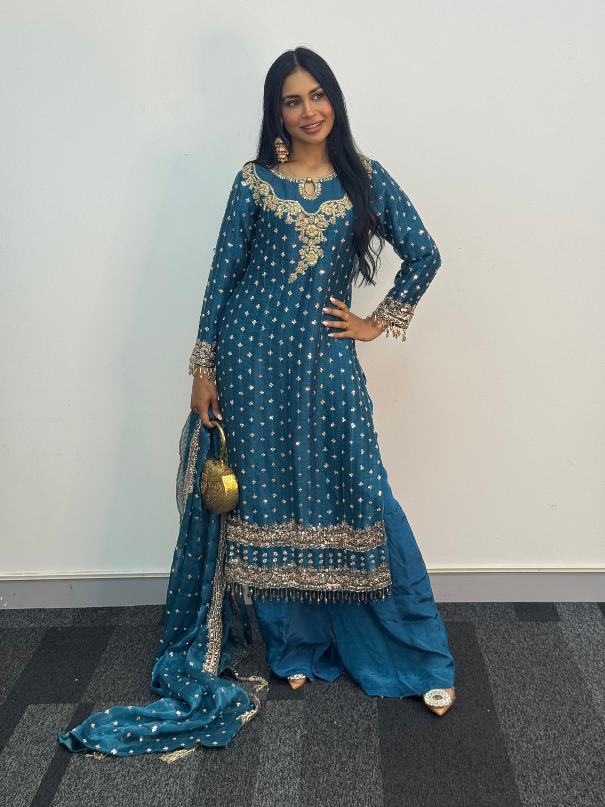 Parwana - Teal - Cutdana