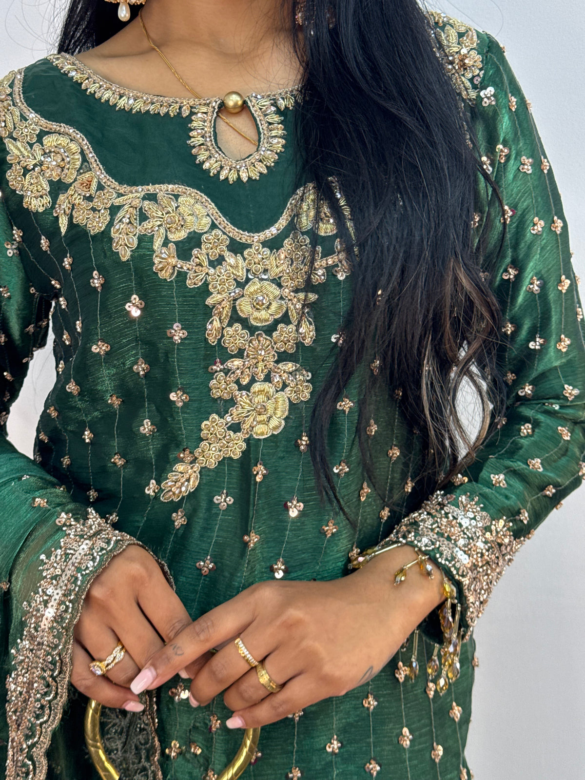 Parwana - Green - Cutdana