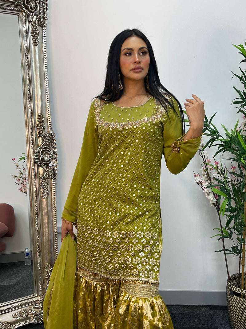 Geet Garara Set - Green