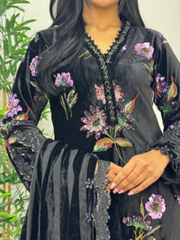 Maria B Luxury Velvet - Black - D6