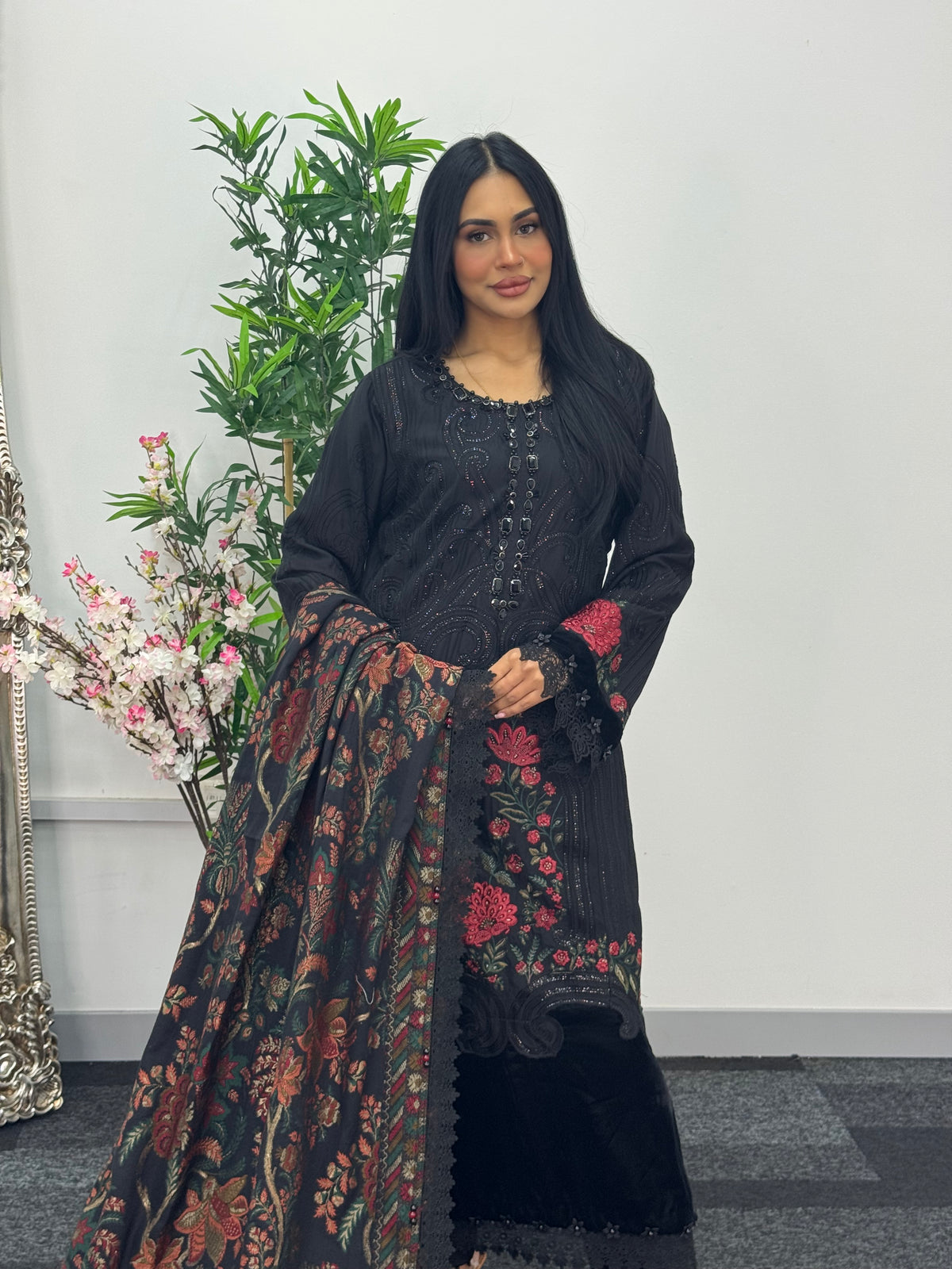 Maria B Luxury Velvet - Black Red -