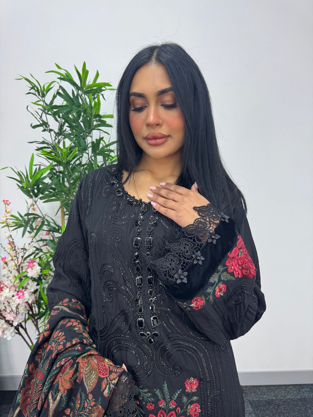 Maria B Luxury Velvet - Black Red -