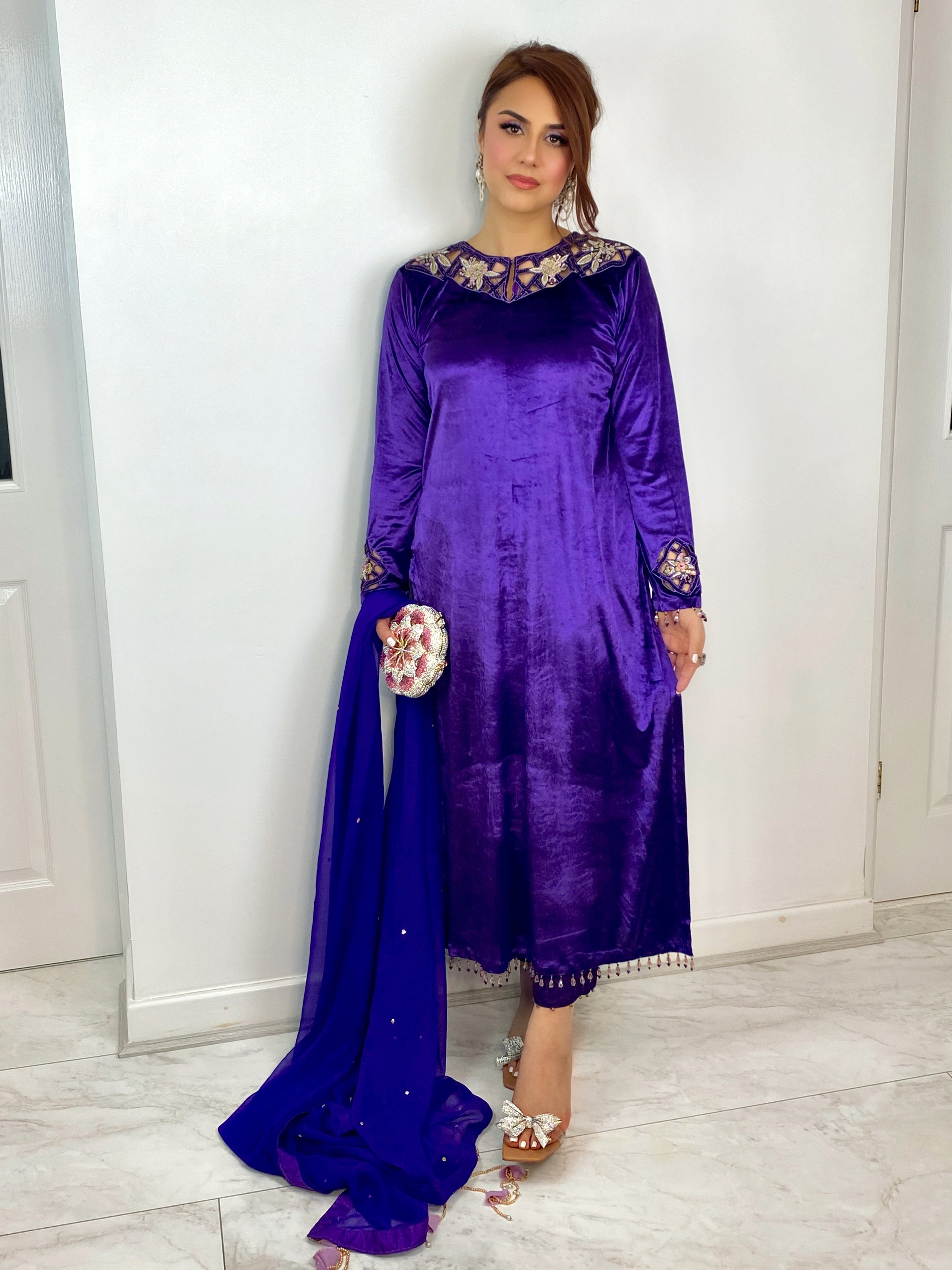 “Jaman” purple Velvet Pret with gold and Silver Wedding Outfit - Rang de Boutique