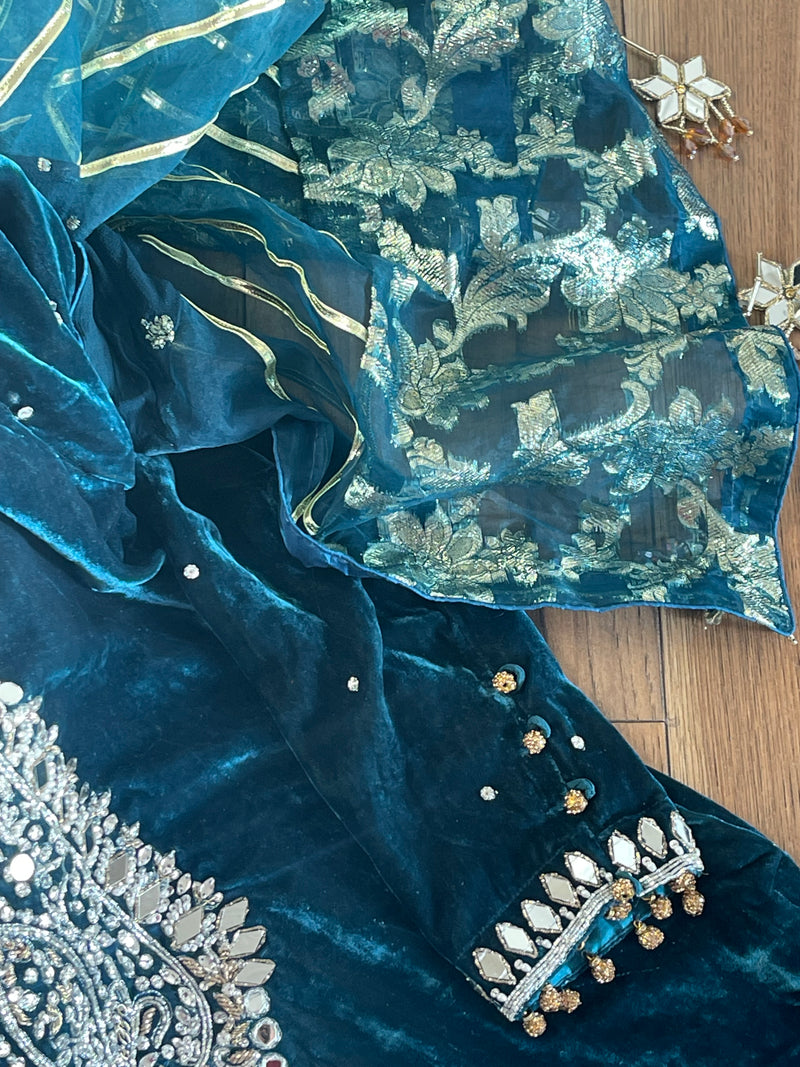 “Peacock” Luxury Velvet Pret with Silver and Gold Party Wedding Outfit - Rang de Boutique