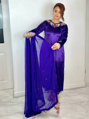 “Jaman” purple Velvet Pret with gold and Silver Wedding Outfit - Rang de Boutique