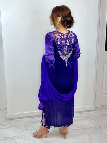 “Jaman” purple Velvet Pret with gold and Silver Wedding Outfit - Rang de Boutique