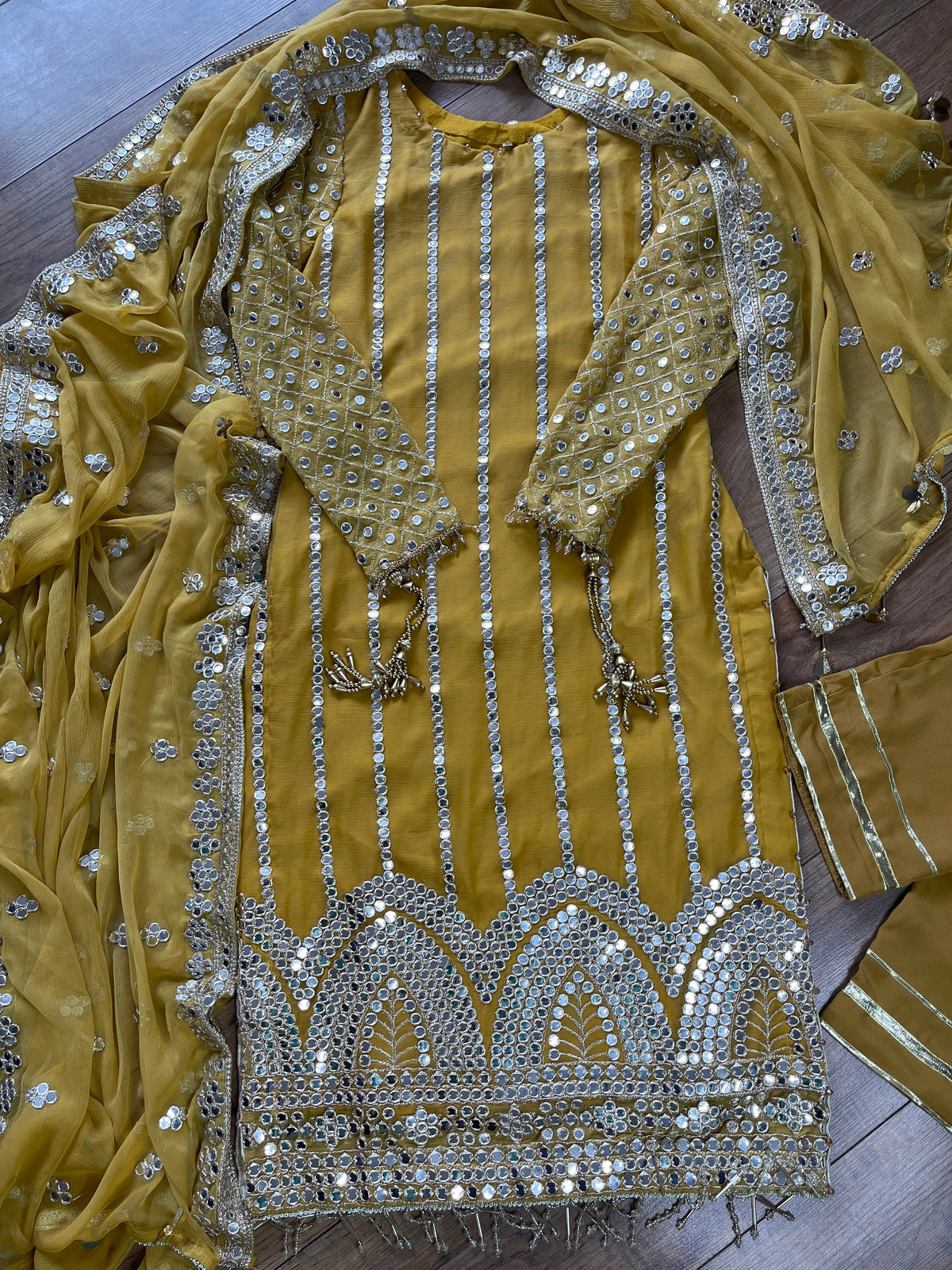 Mehfil - Mastard Yellow Luxury Chiffon with Foil - Rang de Boutique