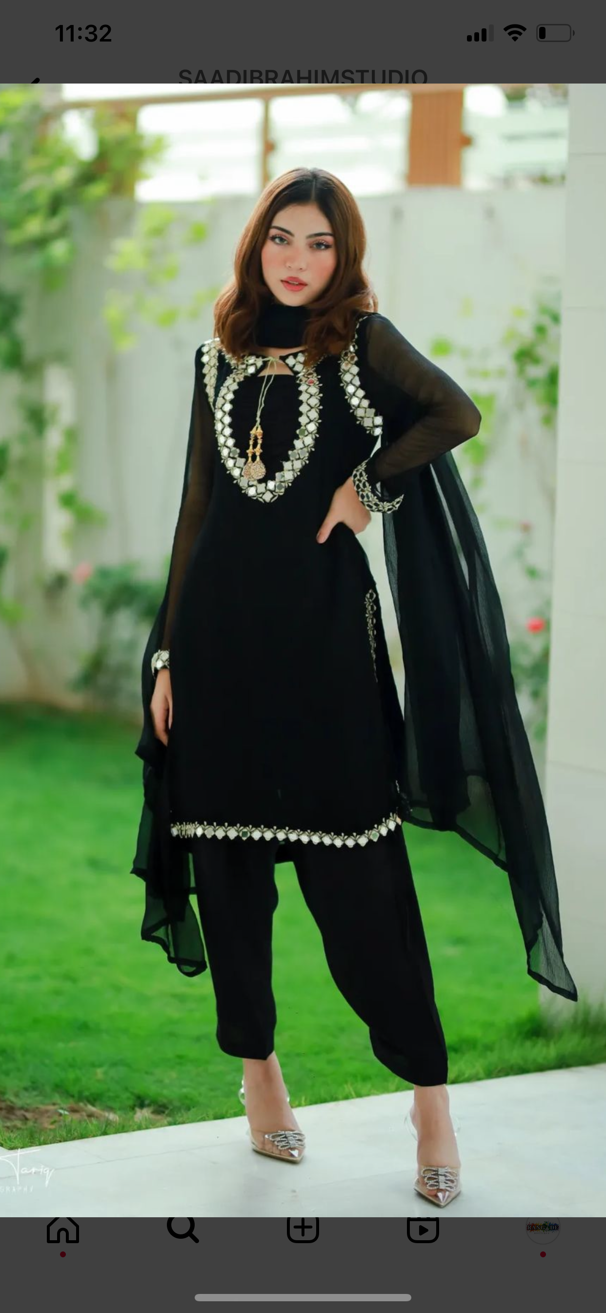 Kala Jora chikankaari Black Outfit sheesha work real mirrors - Rang de Boutique