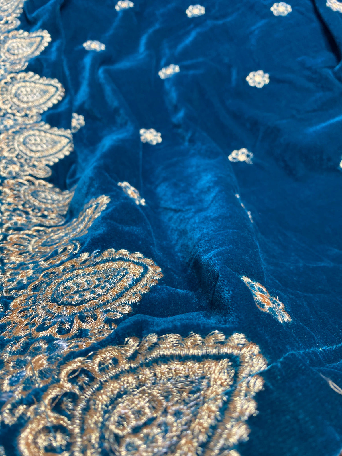 Velvet Embroidered Shawl Shawls - Rang de Boutique